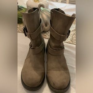 Girls Steve Madden boots